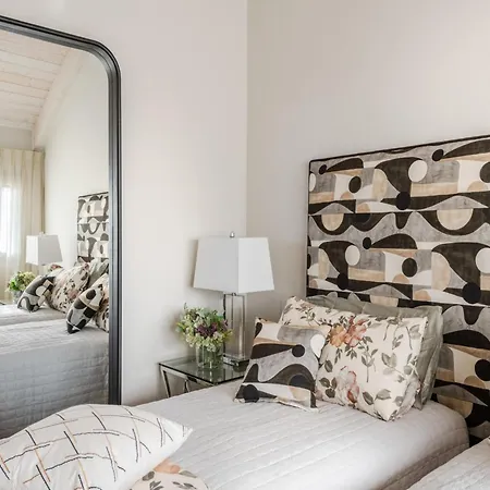 아파트 Penthouse In With Terrace And Views *