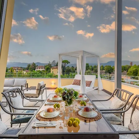 Penthouse In With Terrace And Views Апартаменты *